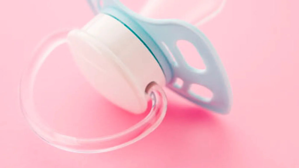 Tout savoir sur la tétine correspondante pour bébé - tousparents.com