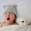 Sommeil perturbé à 7 mois : causes et solutions efficaces
